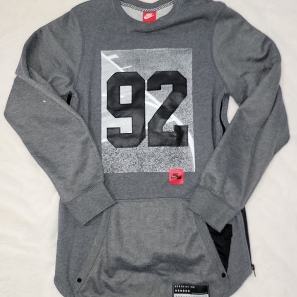 Nike Air Gray Sweatshirt with Graphic - Picture 1 of 7